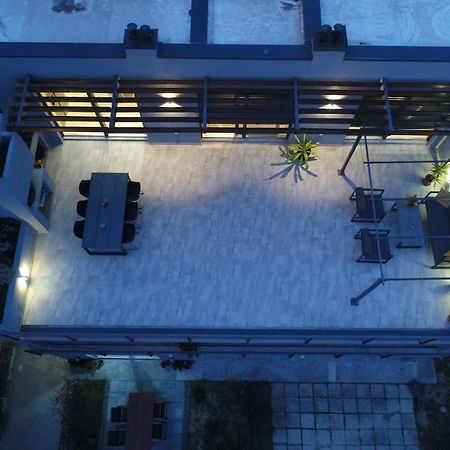 Amai Apartment Split Exterior photo