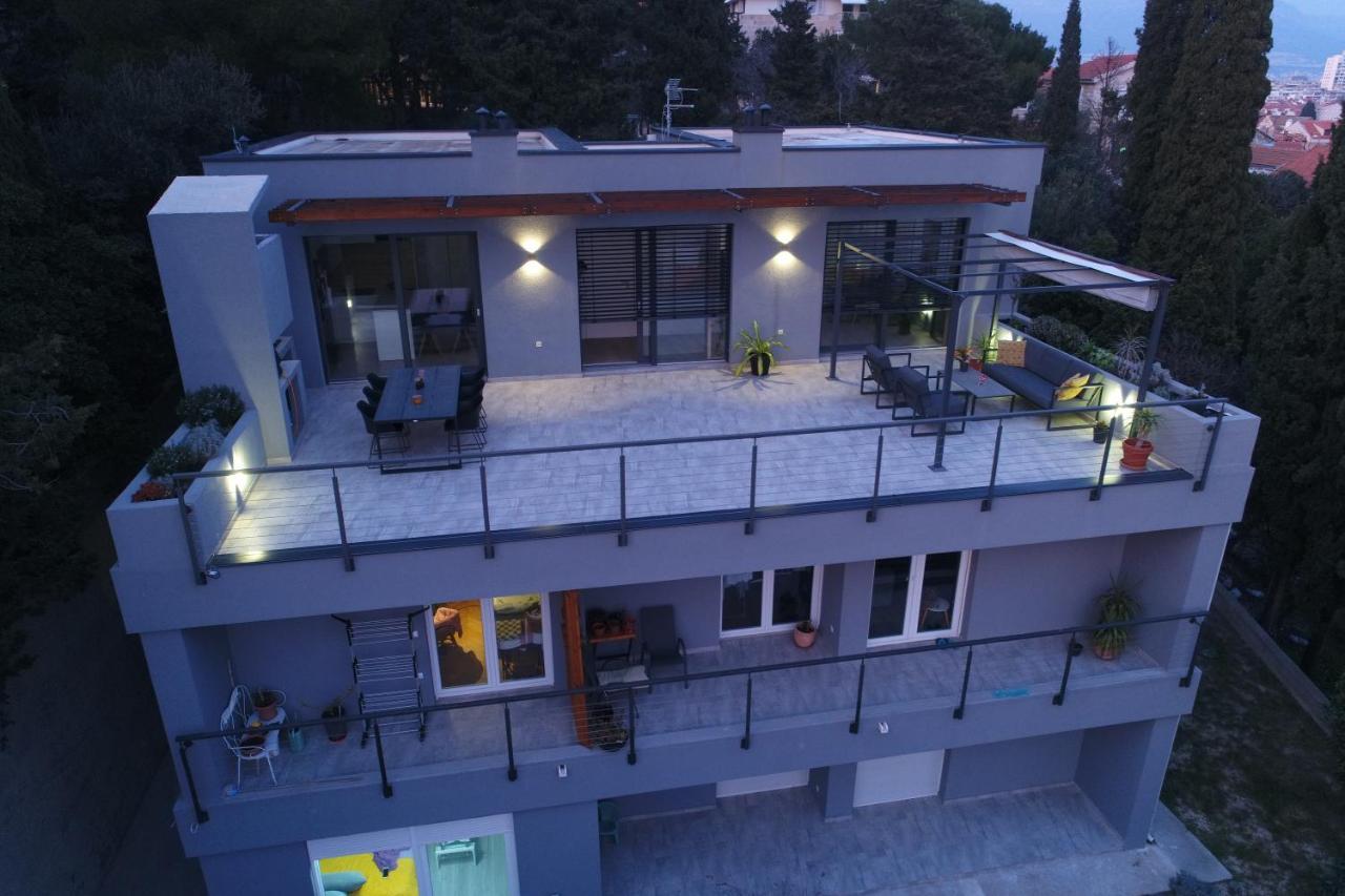 Amai Apartment Split Exterior photo
